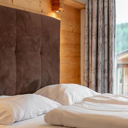 Apart33 1-22 דירה *