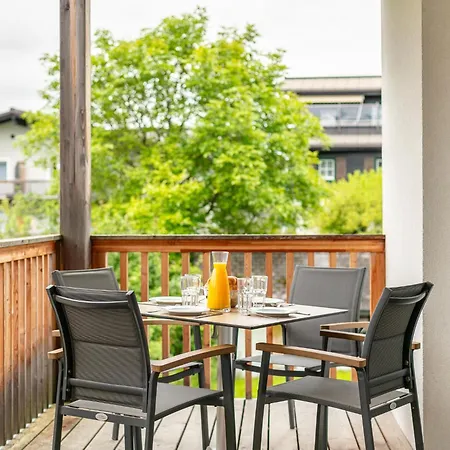 Apart33 1-22 דירה *