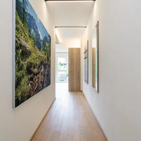 Apart33 1-22 האוס