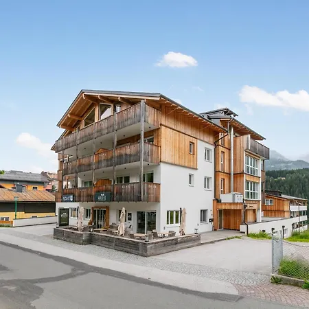 דירה Apart33 1-22 *