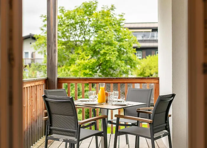 Apart33 1-22 Apartment *